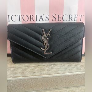 CASSANDRE MATELASSÉ LARGE FLAP WALLET IN GRAIN DE POUDRE LEATHER